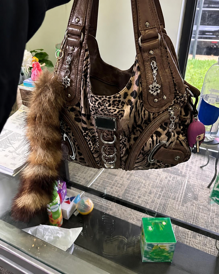 Review by Isabella W.